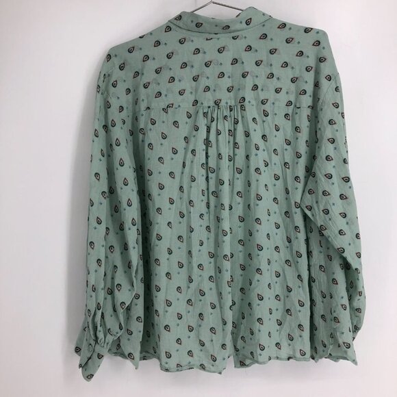 Reitmans Light Sage Green Small Paisley Patterned Button Up Long Sleeve Shirt 2X - Picture 4 of 16